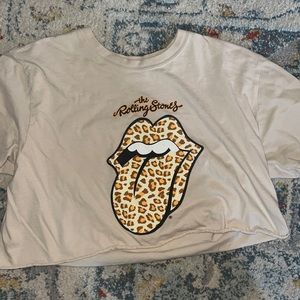 womens cropped t shirt